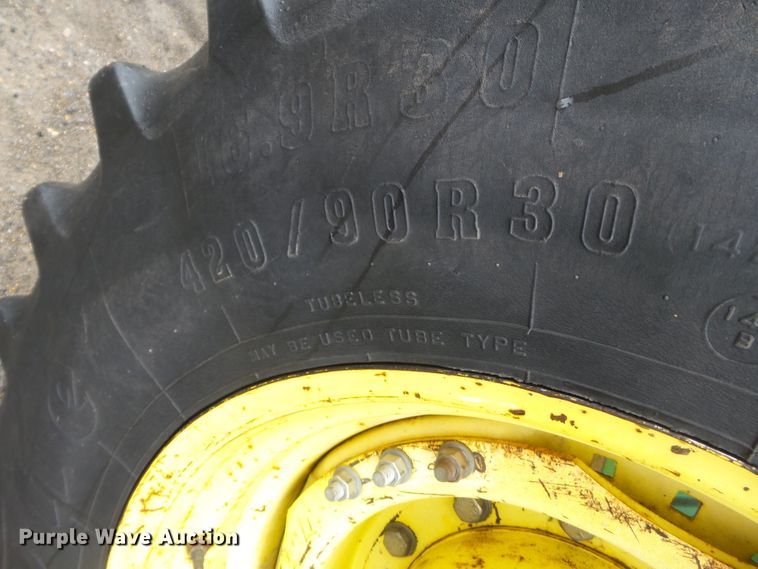 image for item DH7834 2000 John Deere 8410 MFWD tractor