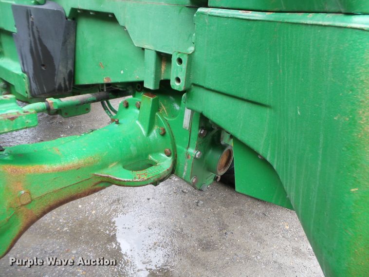 image for item DH7834 2000 John Deere 8410 MFWD tractor