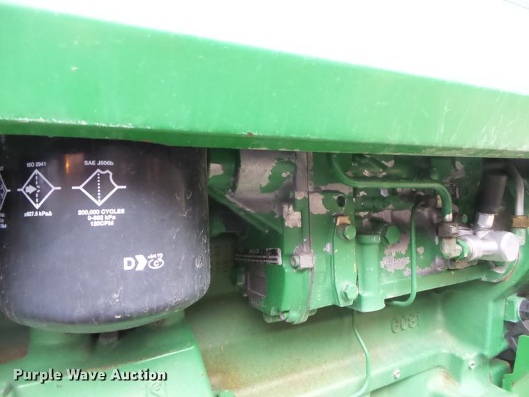 image for item DH7834 2000 John Deere 8410 MFWD tractor