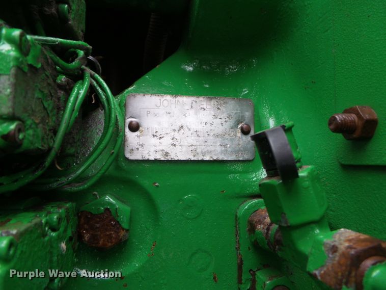 image for item DH7834 2000 John Deere 8410 MFWD tractor