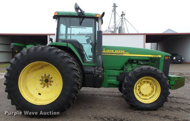 image for item DH7835 2001 John Deere 8410 MFWD tractor