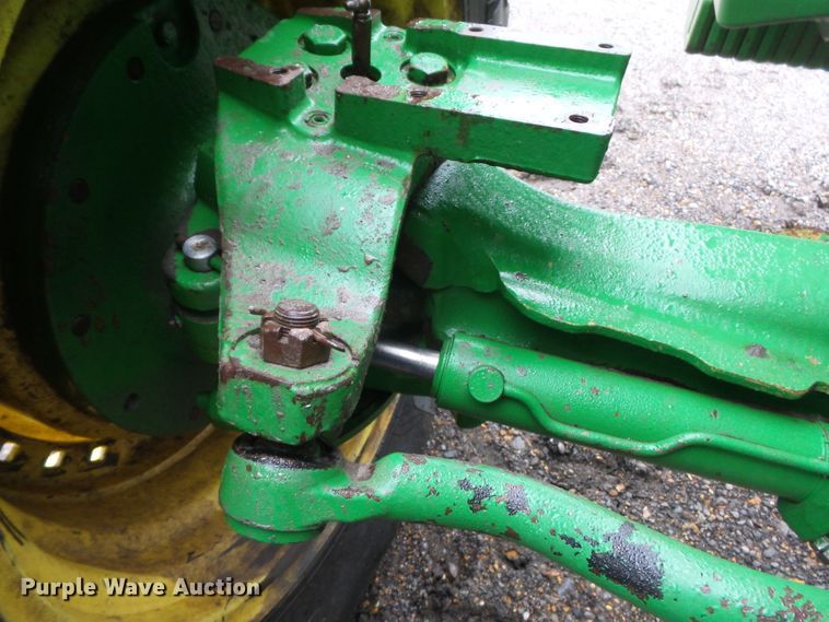 image for item DH7835 2001 John Deere 8410 MFWD tractor