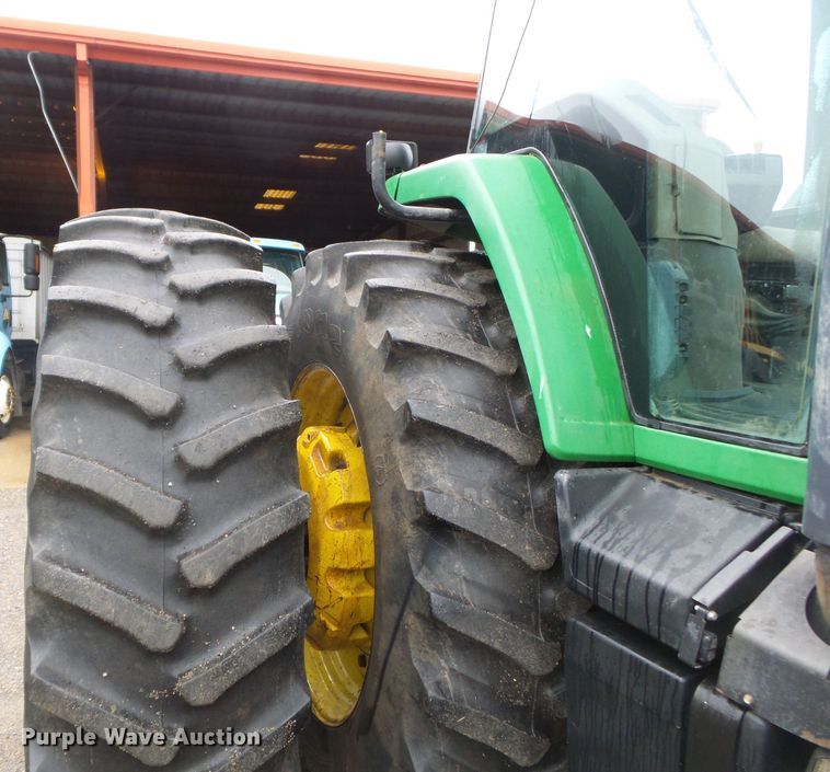 image for item DH7835 2001 John Deere 8410 MFWD tractor