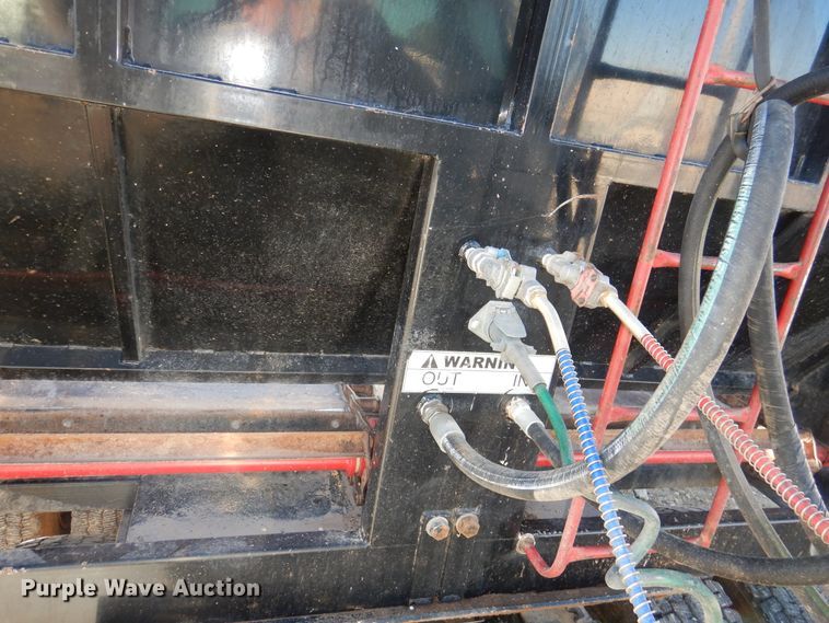 image for item DH8999 2015 Blatz live bottom silage trailer