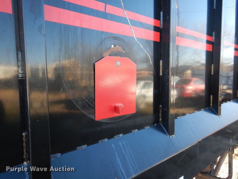 image for item DH8999 2015 Blatz live bottom silage trailer