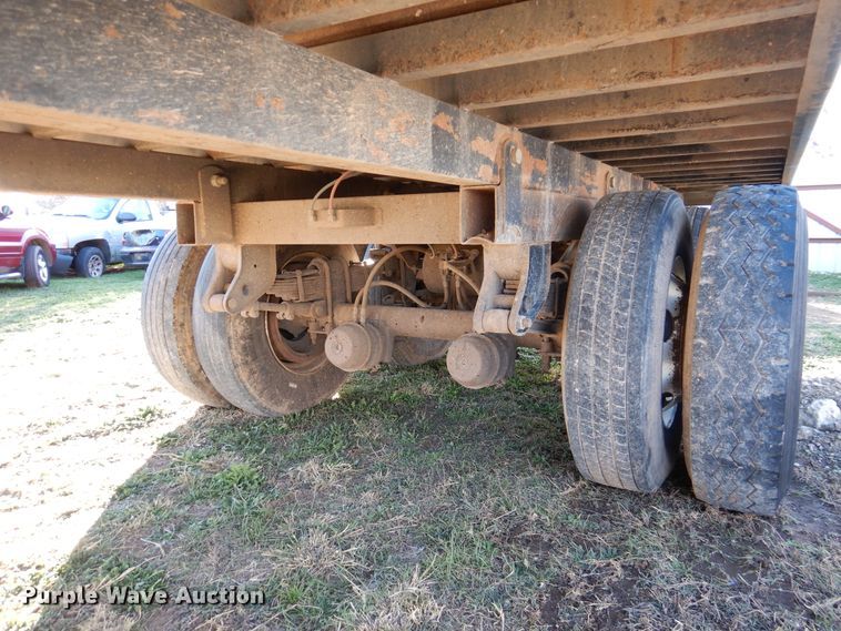 image for item DH8999 2015 Blatz live bottom silage trailer