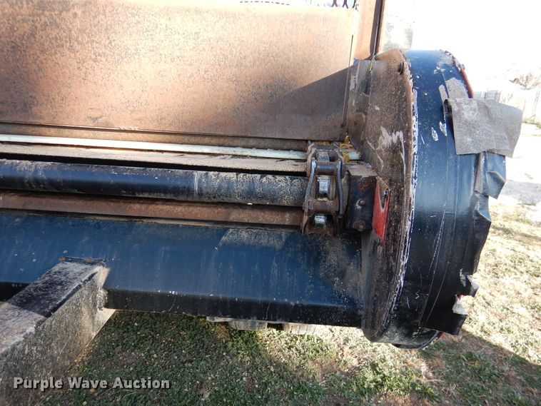 image for item DH8999 2015 Blatz live bottom silage trailer