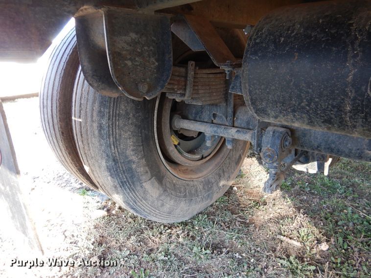 image for item DH8999 2015 Blatz live bottom silage trailer