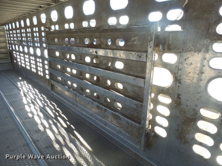 image for item EF9586 2010 Wilson PSDCL-406 livestock trailer