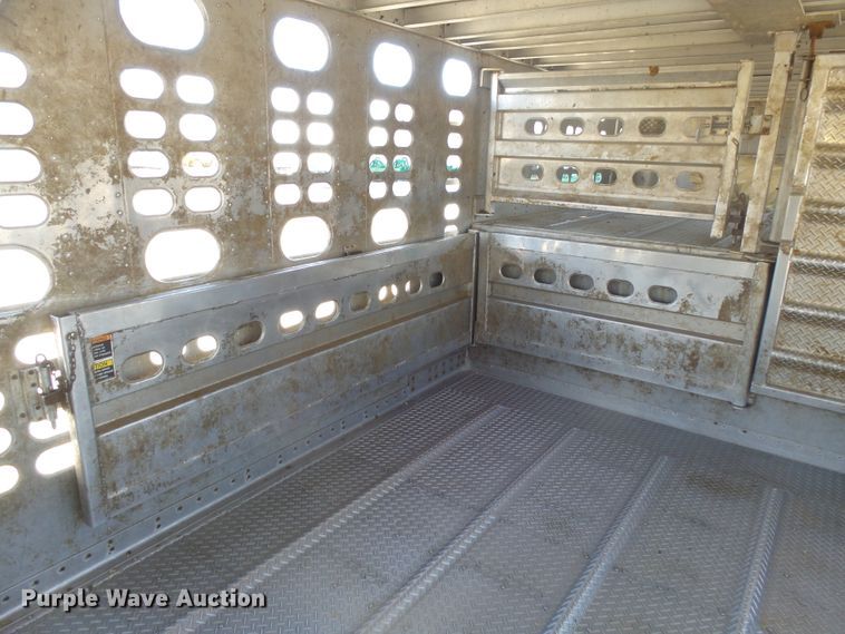 image for item EF9586 2010 Wilson PSDCL-406 livestock trailer