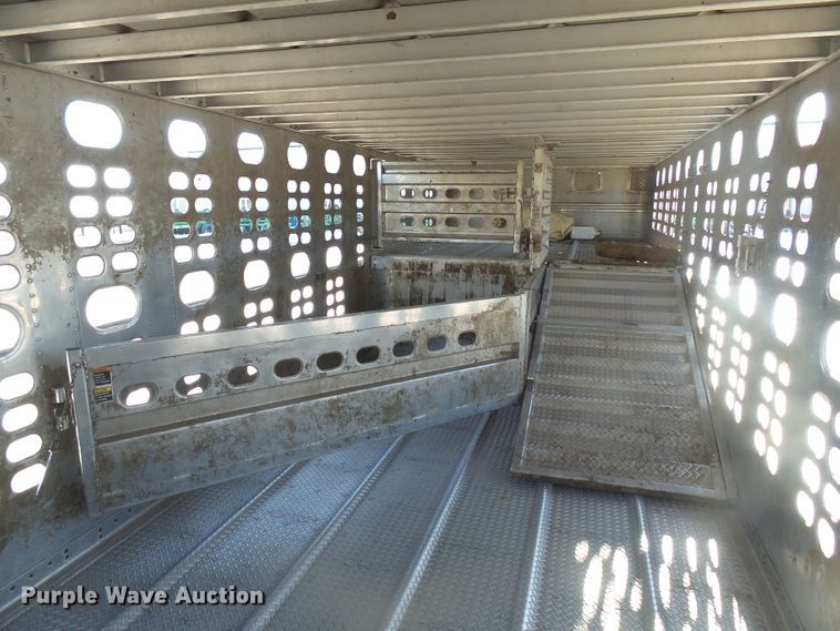 image for item EF9586 2010 Wilson PSDCL-406 livestock trailer