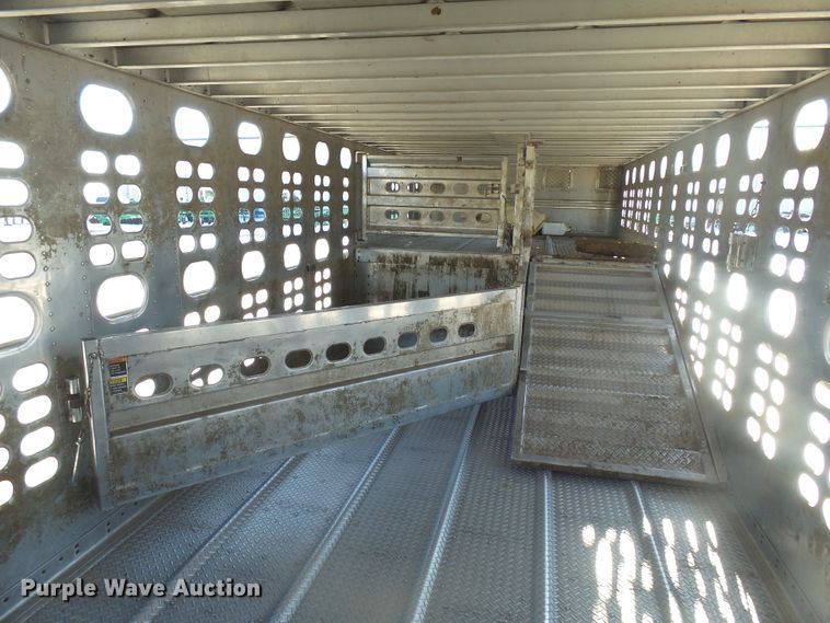 image for item EF9586 2010 Wilson PSDCL-406 livestock trailer
