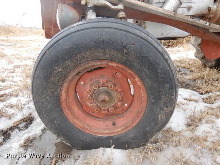 image for item ER9833 Massey-Ferguson Super 90 tractor