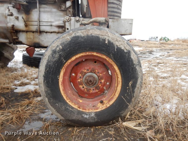 image for item ER9833 Massey-Ferguson Super 90 tractor