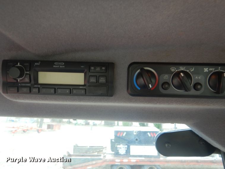 image for item FF9231 2016 Kubota M9960D MFWD tractor