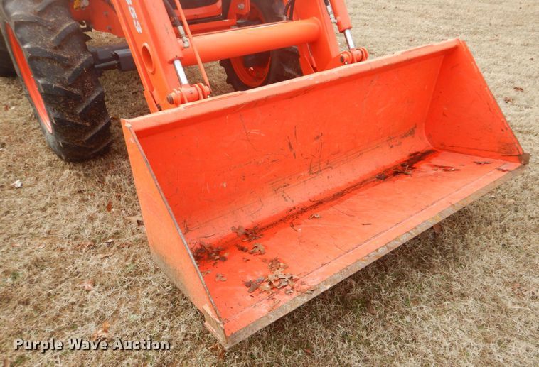 image for item FF9231 2016 Kubota M9960D MFWD tractor