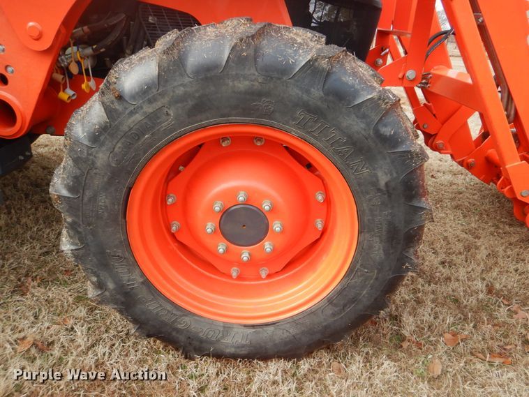image for item FF9231 2016 Kubota M9960D MFWD tractor