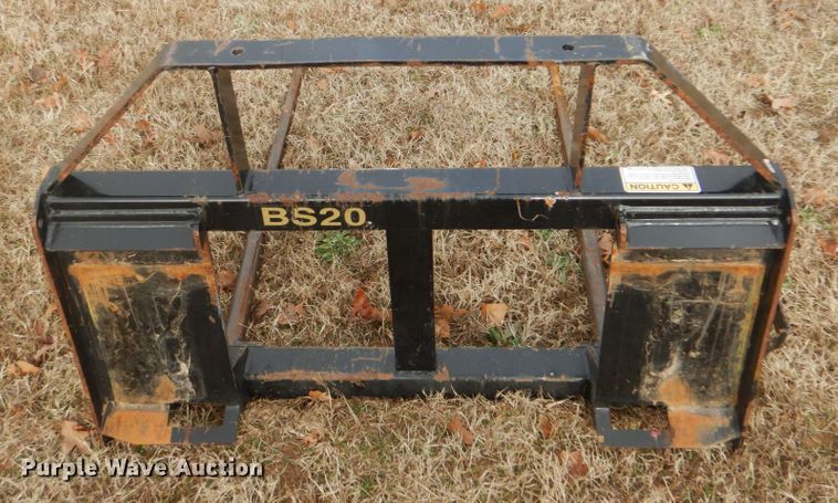 image for item FF9231 2016 Kubota M9960D MFWD tractor