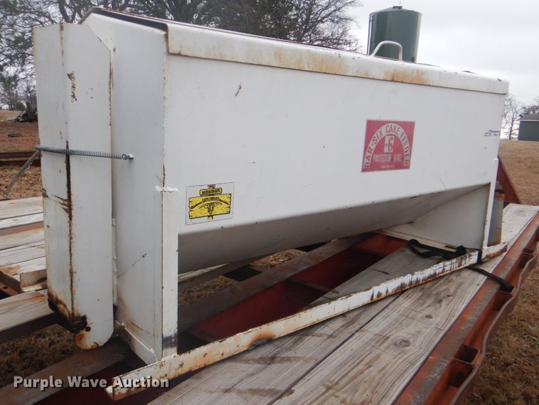 image for item FF9232 Bar-Six cake feeder