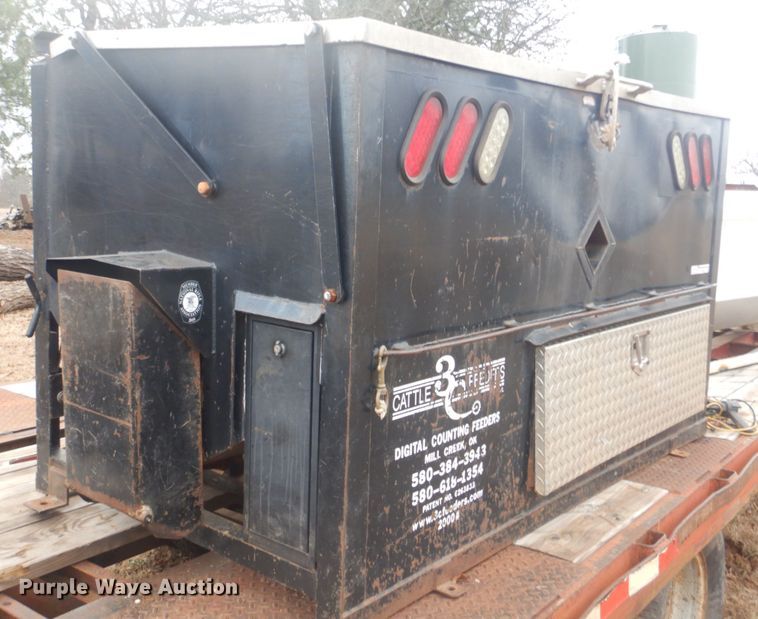 image for item FF9233 3C digital counting feeder