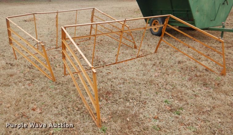 image for item FF9234 King Ag livestock feeder