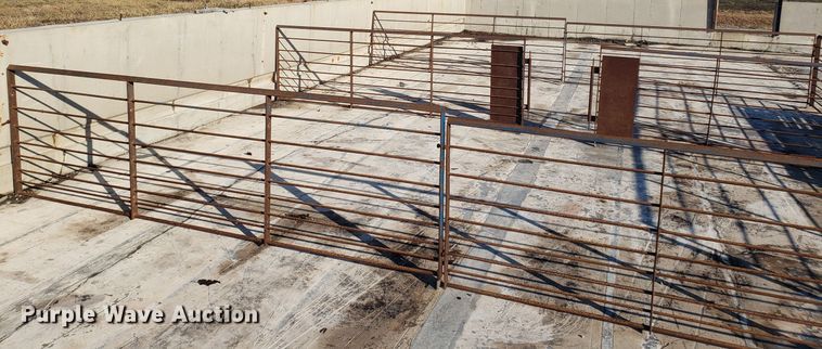 image for item GA9412 Hog gates/panels kit