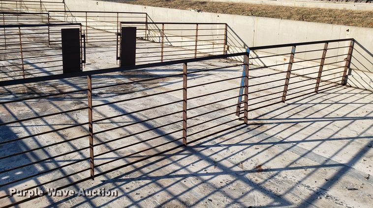 image for item GA9412 Hog gates/panels kit