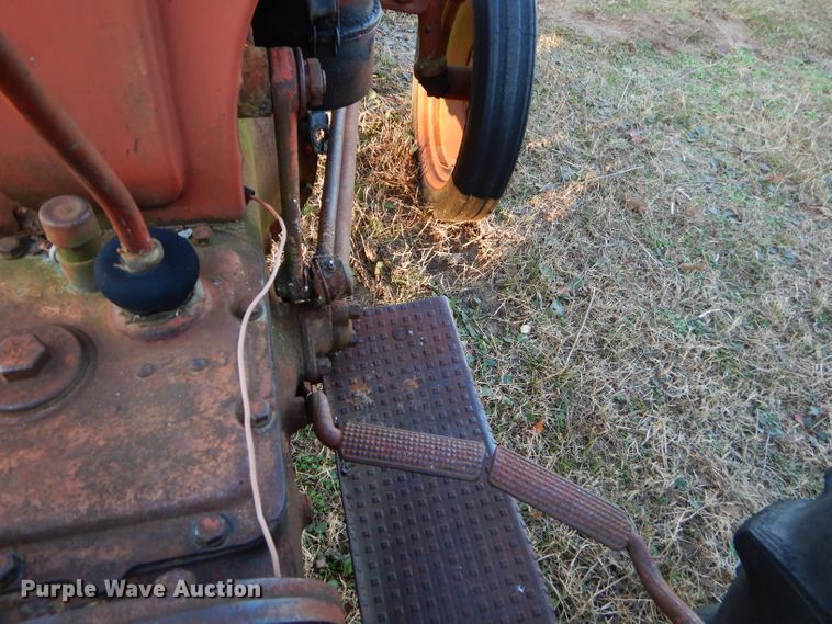 image for item GB9612 Ford 9N tractor