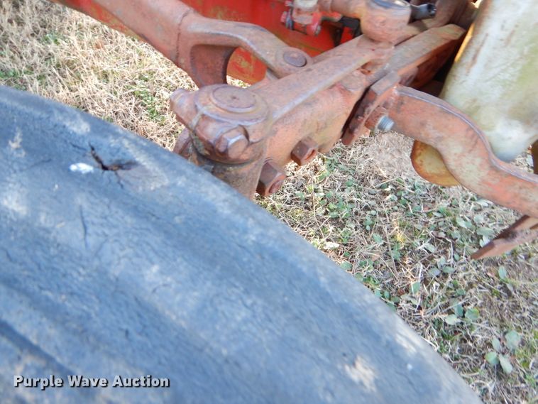 image for item GB9612 Ford 9N tractor