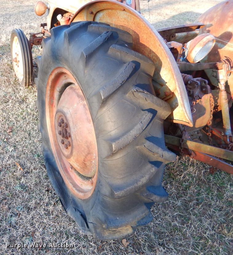 image for item GB9612 Ford 9N tractor