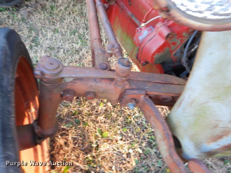 image for item GB9612 Ford 9N tractor