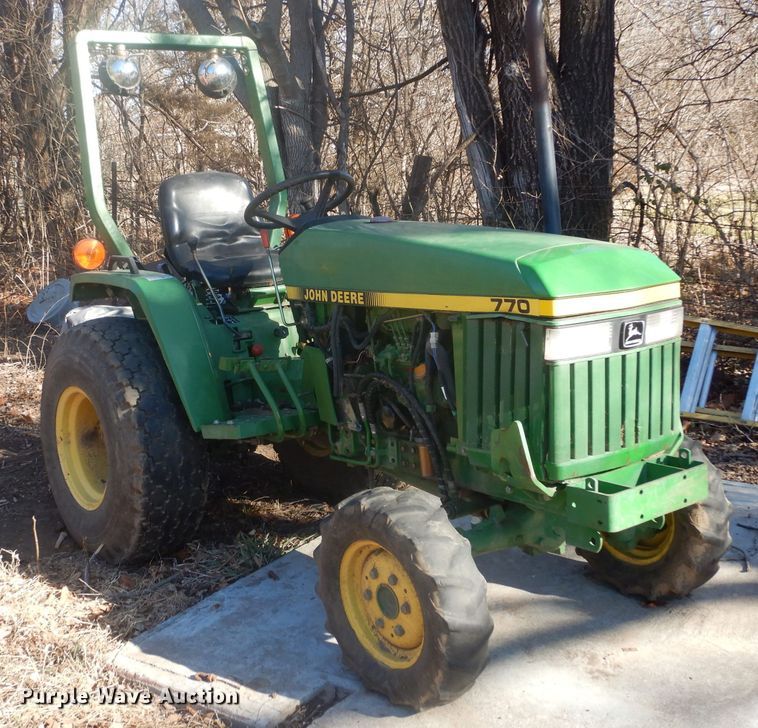 image for item GE9031 John Deere 770 tractor