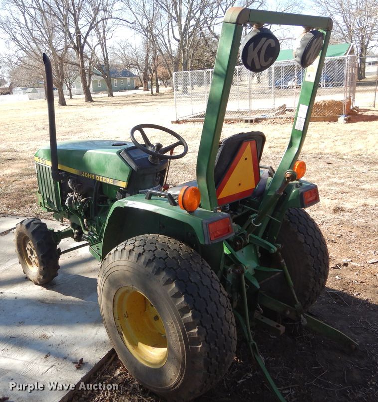 image for item GE9031 John Deere 770 tractor