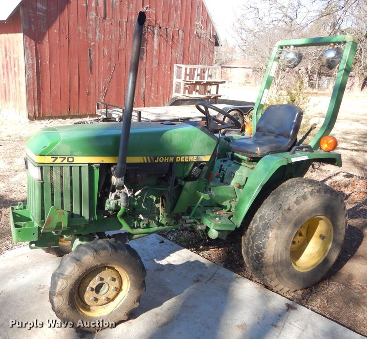 image for item GE9031 John Deere 770 tractor