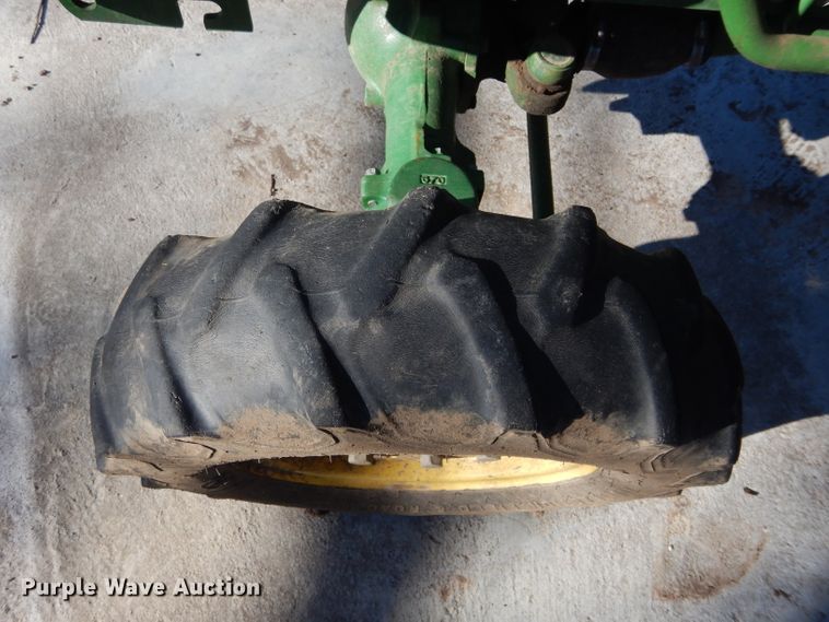 image for item GE9031 John Deere 770 tractor