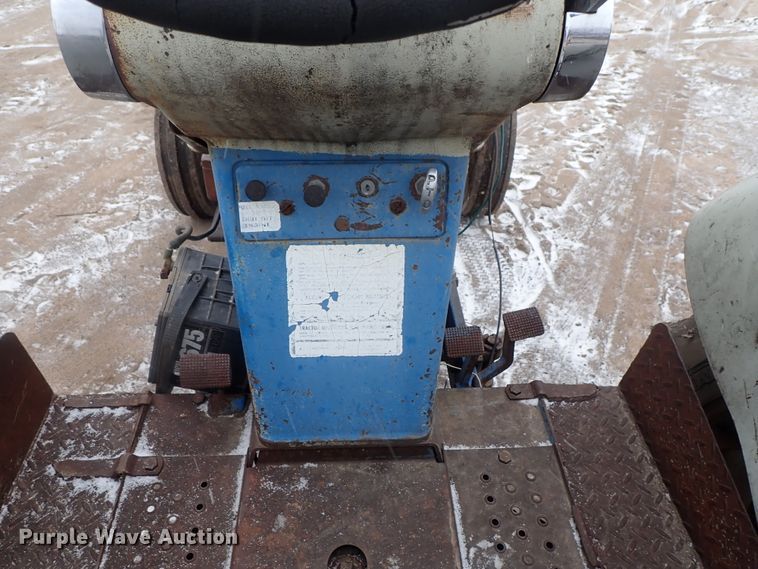 image for item GF9719 Ford 6000 tractor