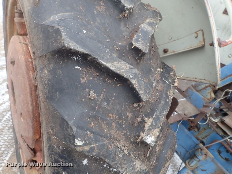 image for item GF9719 Ford 6000 tractor