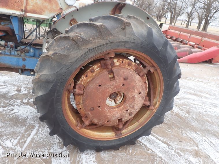 image for item GF9719 Ford 6000 tractor