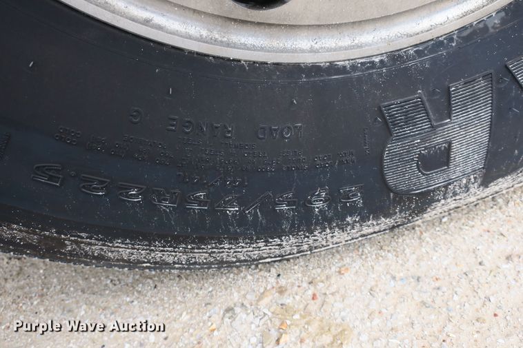 image for item DB10068 2012 Kenworth T700 semi truck