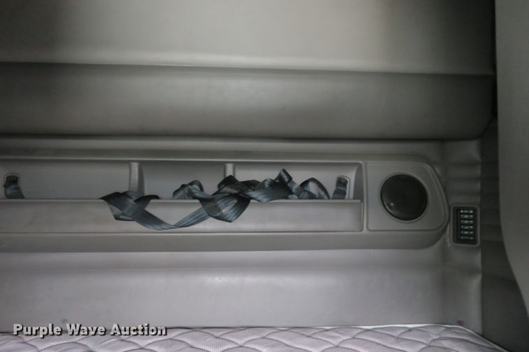 image for item DB10068 2012 Kenworth T700 semi truck