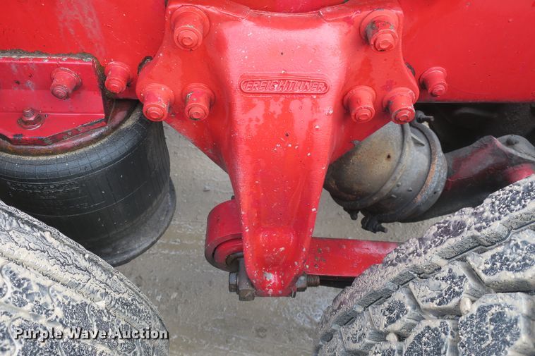 image for item DB10069 1993 Freightliner FLD120 semi truck