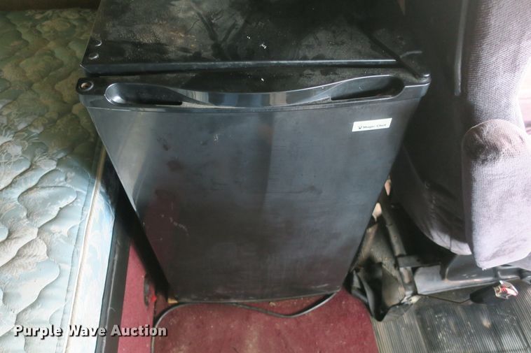 image for item DB10069 1993 Freightliner FLD120 semi truck