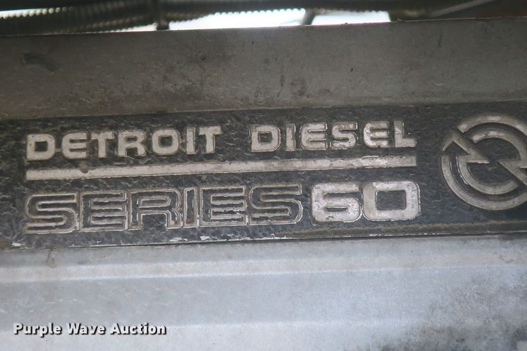 image for item DB10069 1993 Freightliner FLD120 semi truck