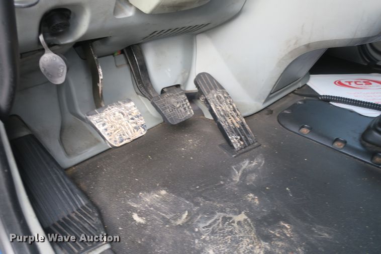 image for item DB10070 2014 Kenworth T680 semi truck