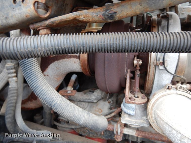 image for item DE4315 2006 Freightliner Columbia semi truck