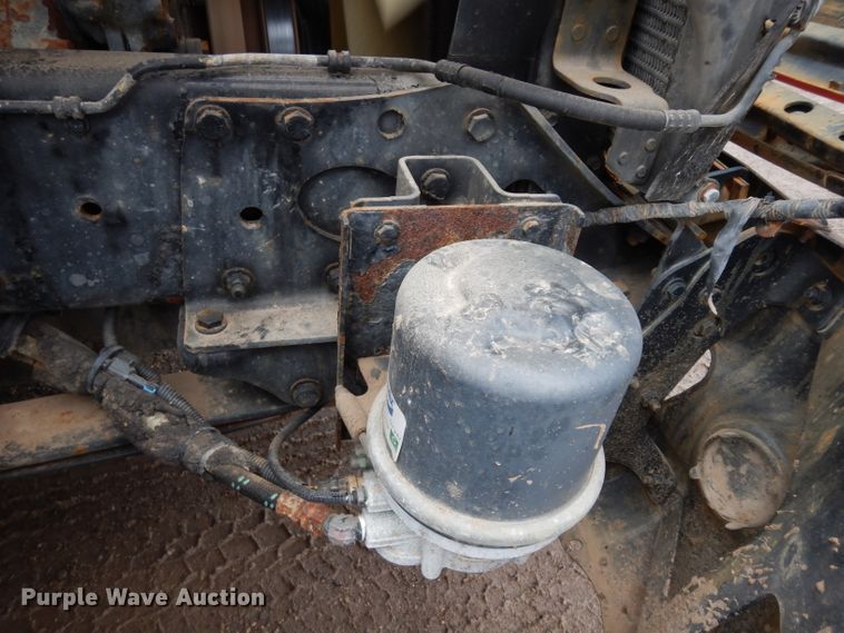 image for item DE4315 2006 Freightliner Columbia semi truck