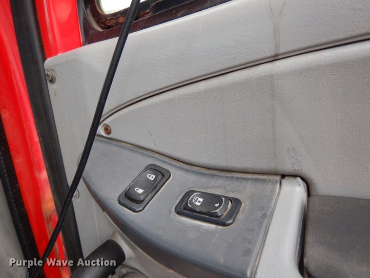 image for item DE4315 2006 Freightliner Columbia semi truck