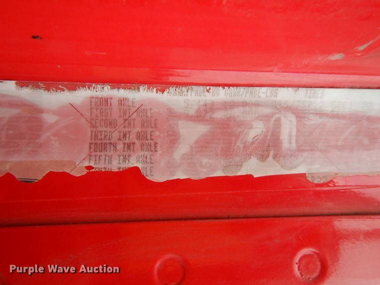 image for item DE4315 2006 Freightliner Columbia semi truck