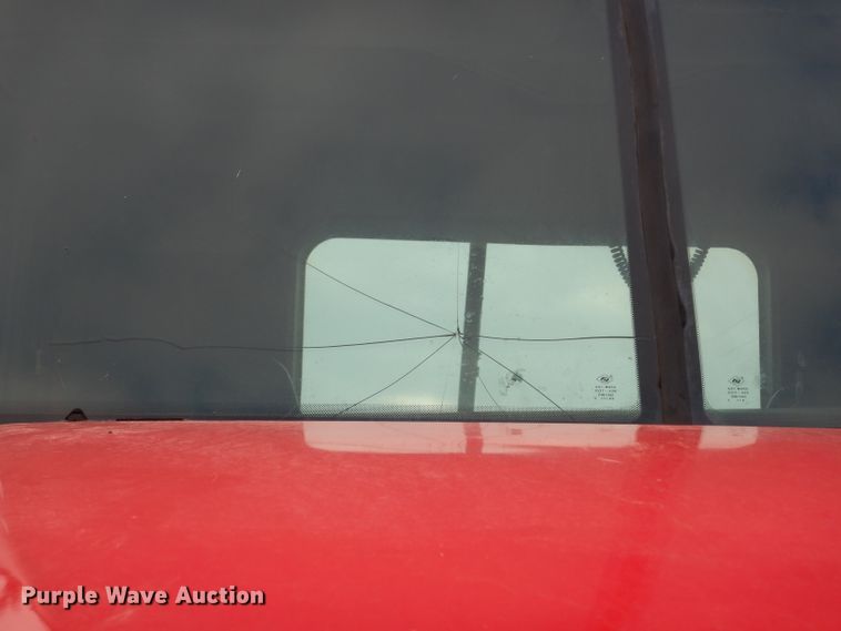 image for item DE4315 2006 Freightliner Columbia semi truck