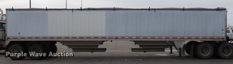 image for item DG5891 2000 Wilson DWH400 double hopper grain trailer